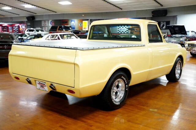 Chevrolet C-10 1971 image number 17