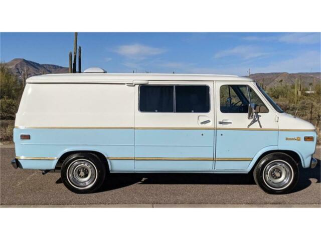 Chevrolet G10 Van 1977 image number 27