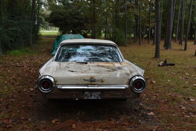 Ford Thunderbird 1961 image number 27