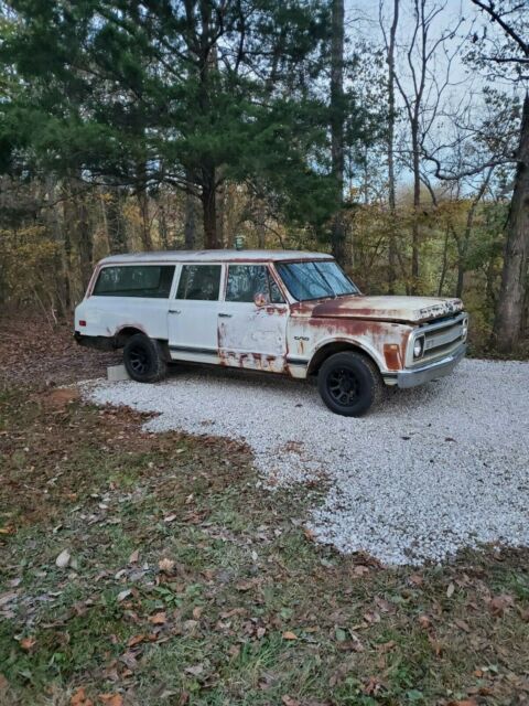 Chevrolet Suburban 1969 image number 27