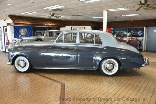 Rolls-Royce SILVER CLOUD II 1961 image number 14