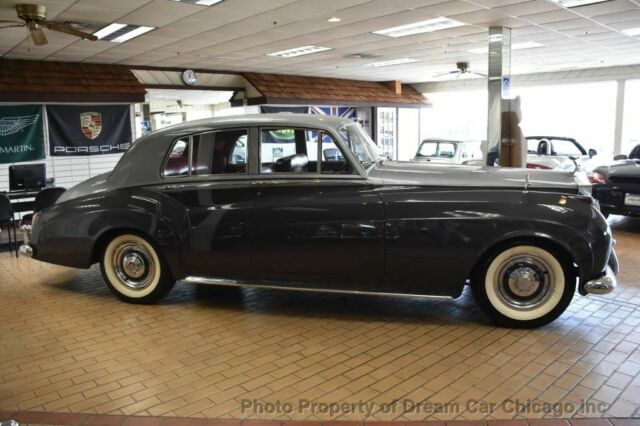 Rolls-Royce SILVER CLOUD II 1961 image number 18