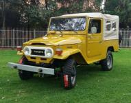 1976 Toyota FJ Cruiser