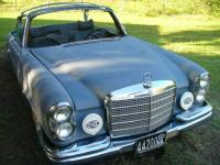 1970 Mercedes-Benz 200-Series