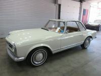 1966 Mercedes-Benz 200-Series