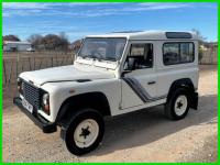 1900 Land Rover Defender