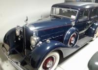 1934 Packard 1100