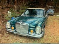 1970 Mercedes-Benz 200-Series