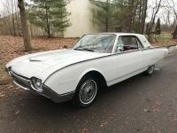 1961 Ford Thunderbird