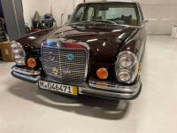 1973 Mercedes-Benz 200-Series