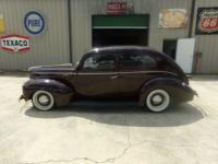 1940 Ford Deluxe